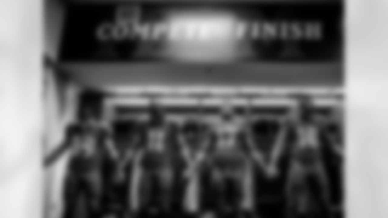 b_perriman11 [Breshad Perriman]: Prayed together and went to war together!! #steve #k #mike