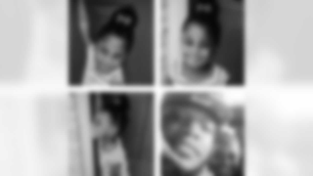 c.upshaw_91[Courtney Upshaw]: Happy Birthday baby girl! She is my everything! Love like no other! Dads with baby girls understand! I love you Londyn. You and CJ both! #teamUpshaw