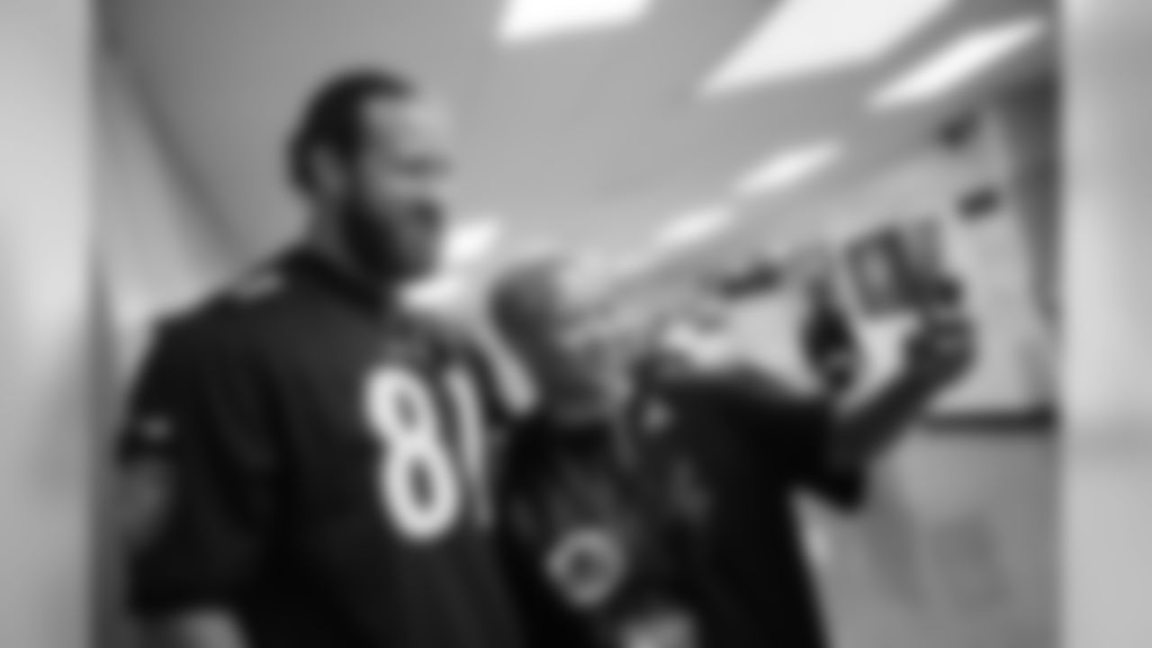 May 22, 2019
Touchdown for Teachers Pep Rally at The Stadium School in Baltimore, MD. Hayden Hurst was surprise player to attend. M&T Bank's Augie attended.