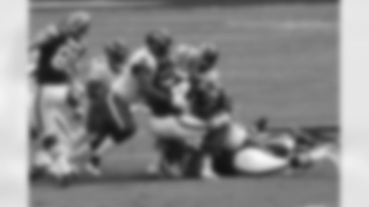 DE Calais Campbell