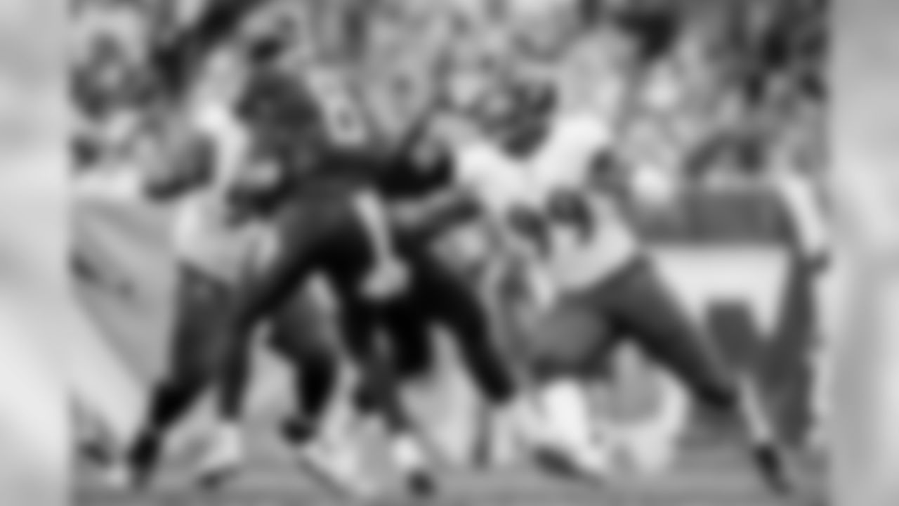 OLB Matthew Judon
Judon started slow but has turned it on the past two weeks and could be a major supplier of quarterback pressure down the stretch run. Judon had 10 tackles in Carolina, then his second sack of the season against the Steelers. The third-year outside linebacker seems to be hitting his stride.