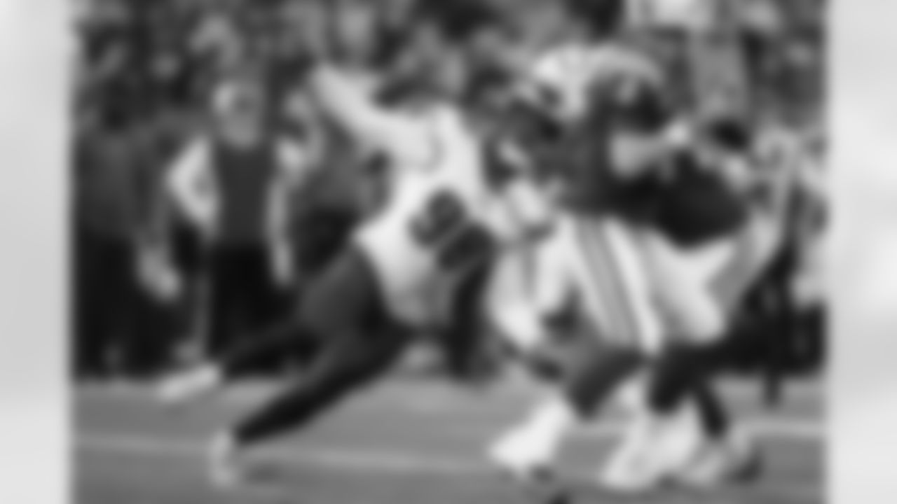 Robert Quinn
Quinn isn't far removed from his monster season in 2021 when he had a league-leading 18.5 sacks with the Bears. He only had two sacks last season playing seven games for Chicago and six games with the Eagles after a midseason trade. Quinn has 102.0 career sacks and likely wants to join a contender at age 33.