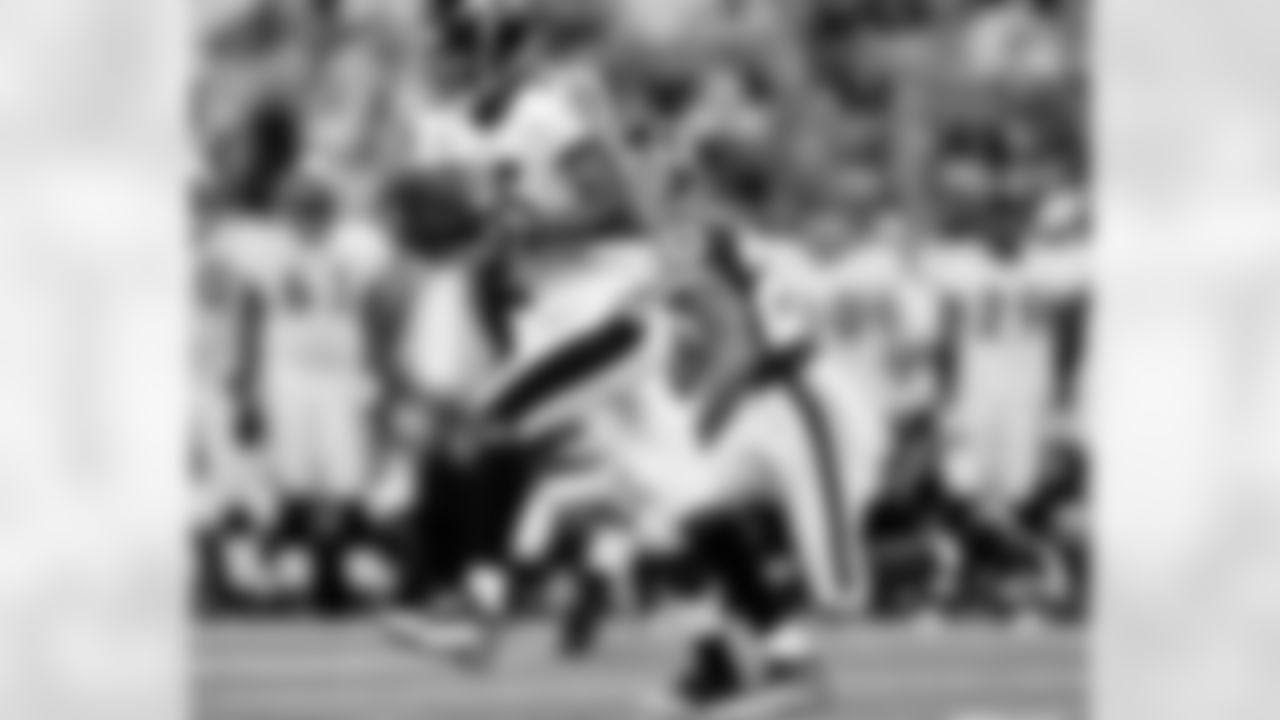 The Ravens defeat the Redskins, 23-0, in each team's first preseason game of the 2009 season.