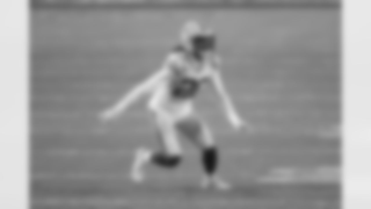 CB Kevin King, Green Bay Packers
A high draft pick (No. 33 overall) in 2017, King hails from Washington, the same school as Marcus Peters. He's 6-foot-3, 200 pounds, so ideal size. King had a breakout 2019 campaign with five interceptions in 14 starts, but he started just six of 10 games last season. King still got high marks from PFF, coming in at No. 37 in the league (just above Xavien Howard).