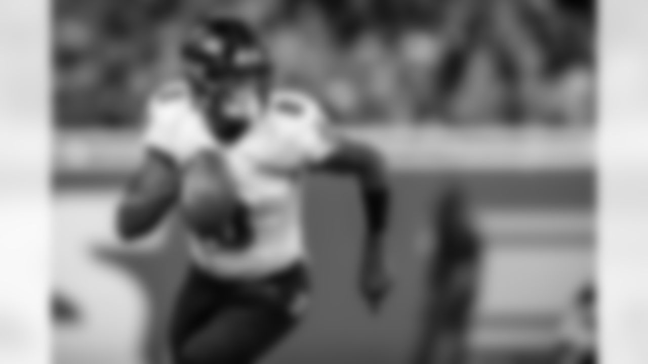 QB Lamar Jackson