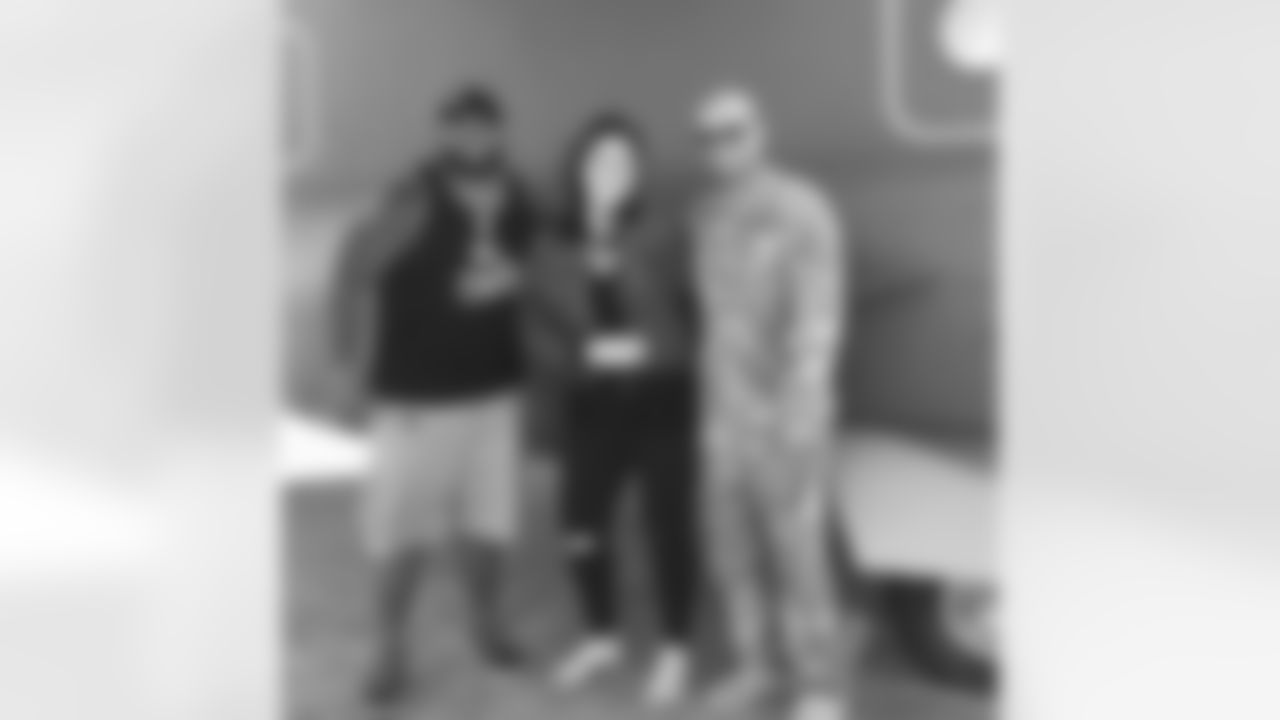 brandonw66 [Brandon Williams]: Thank you @suavemalavecv22fe for the incredible tour of @hurlburtfield yesterday. This was something my family and I will never forget. You guys are true American heroes. From the bottom of our hearts, thank you for serving our country.