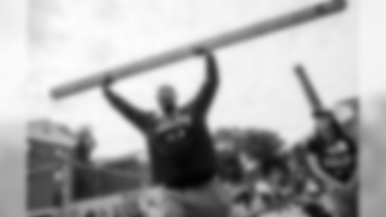 Greg Senat [gregorysenatnyc] 6.7.18. | 11:55 AM | GJS

It was so much fun helping build a playground for the children of Douglas Homes yesterday! I hope they enjoy the playground half as much as we enjoyed putting it together! #ravensflock