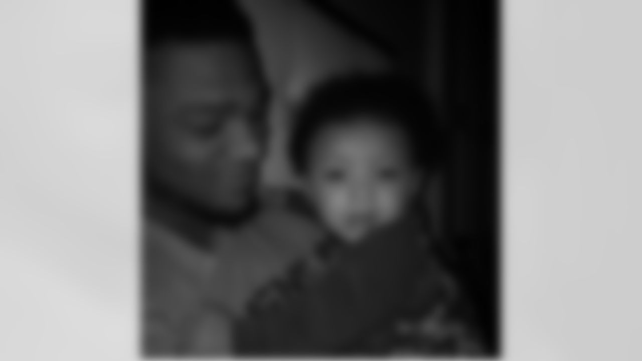 trulybean[Jimmy Smithj]:Jus been Coolin since 4am..