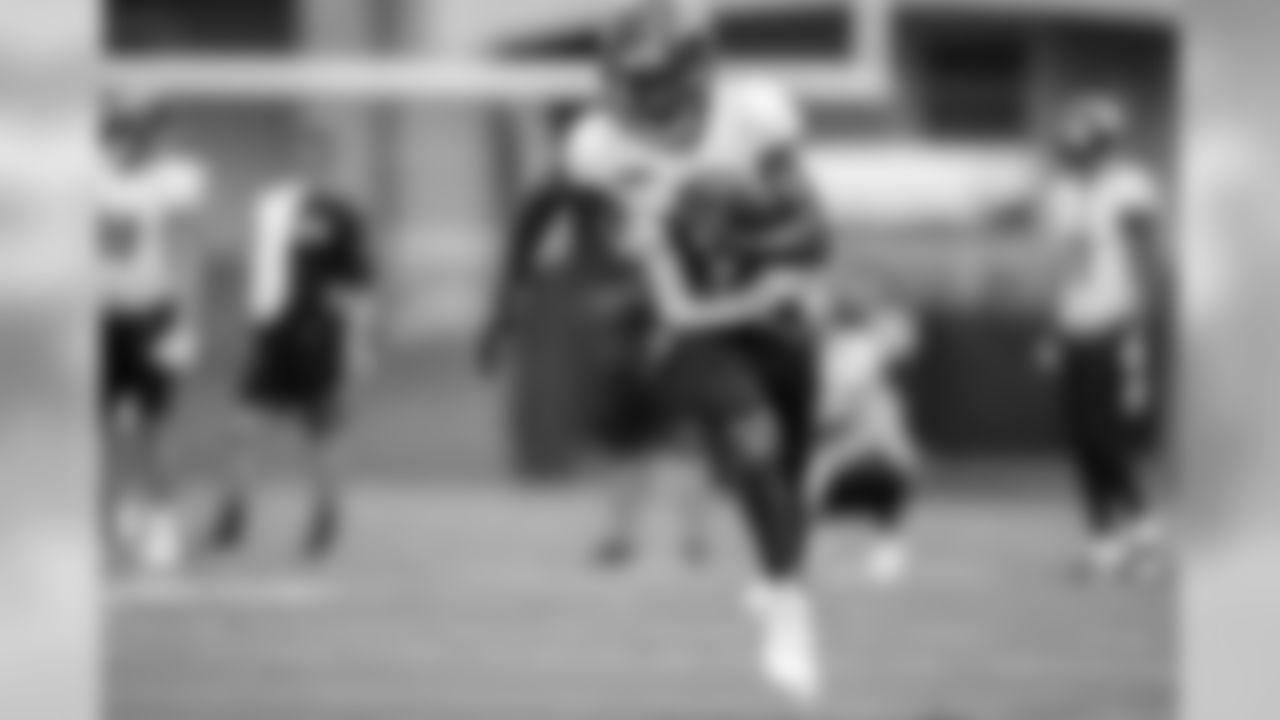 WR Marquise Brown