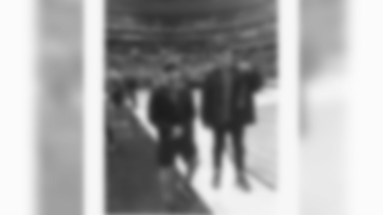 mikecamp12 [Michael Campanaro] Had to link with my brother @urbanlegend96 Tn! #DWade #OG