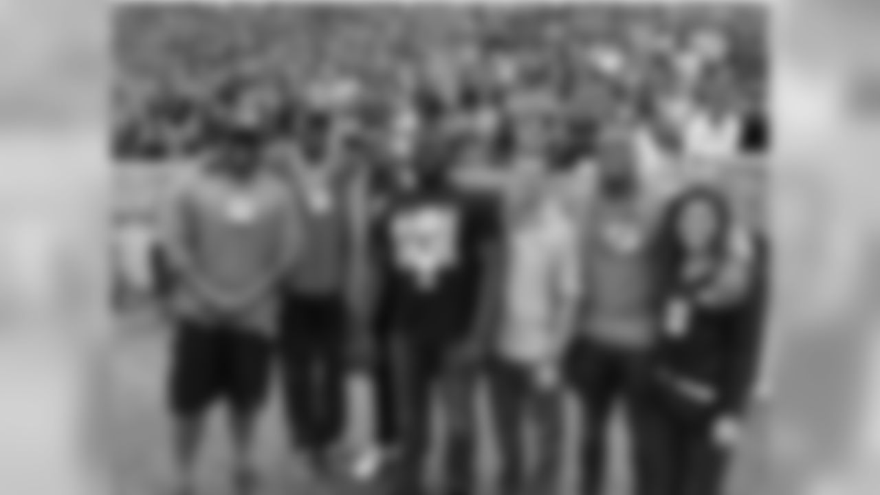 kapronlewis [Kapron Lewis-Moore]: #LegeNDs great to be back home under the dome.