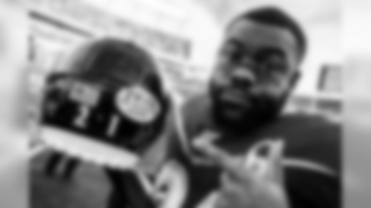 Running back Mark Ingram II displays a sticker on the back of his helmet at the 2020 Pro Bowl game, Sunday, Jan. 26, 2020 in Orlando, Fla.