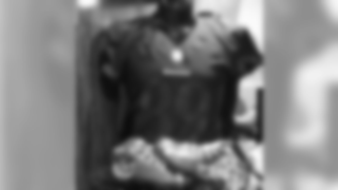 aceandsmitty[Steve Smith Sr.]:Awesome time at our foundation bowling event today! Thank you to everyone that came out to support. We appreciate everyone who's apart of our foundation and all the time & effort they put into today! Also thanks to 10 Park Lanes for helping us host a great event and support the effort to #StrikeOutDomesticViolence #bowlforapurpose #SteveSmithFamilyFoundation