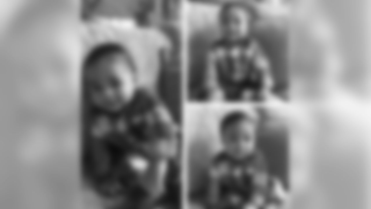 aceandsmitty[Steve Smith]:#deuce all cleaned up. No messy hair!!!!#Stevesmithjr #playlikearaven