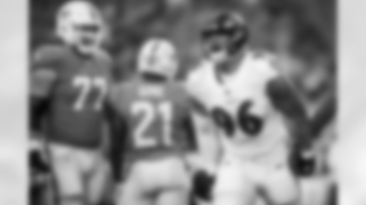 DE Brent Urban