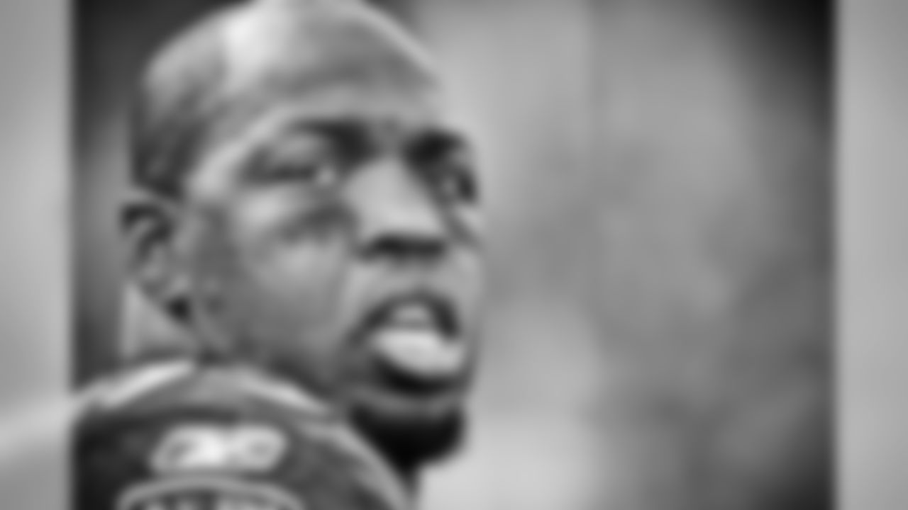 Images from the Ravens' 30-7 win over the previously-undefeated Denver Broncos on November 1, 2009 in Week 8.