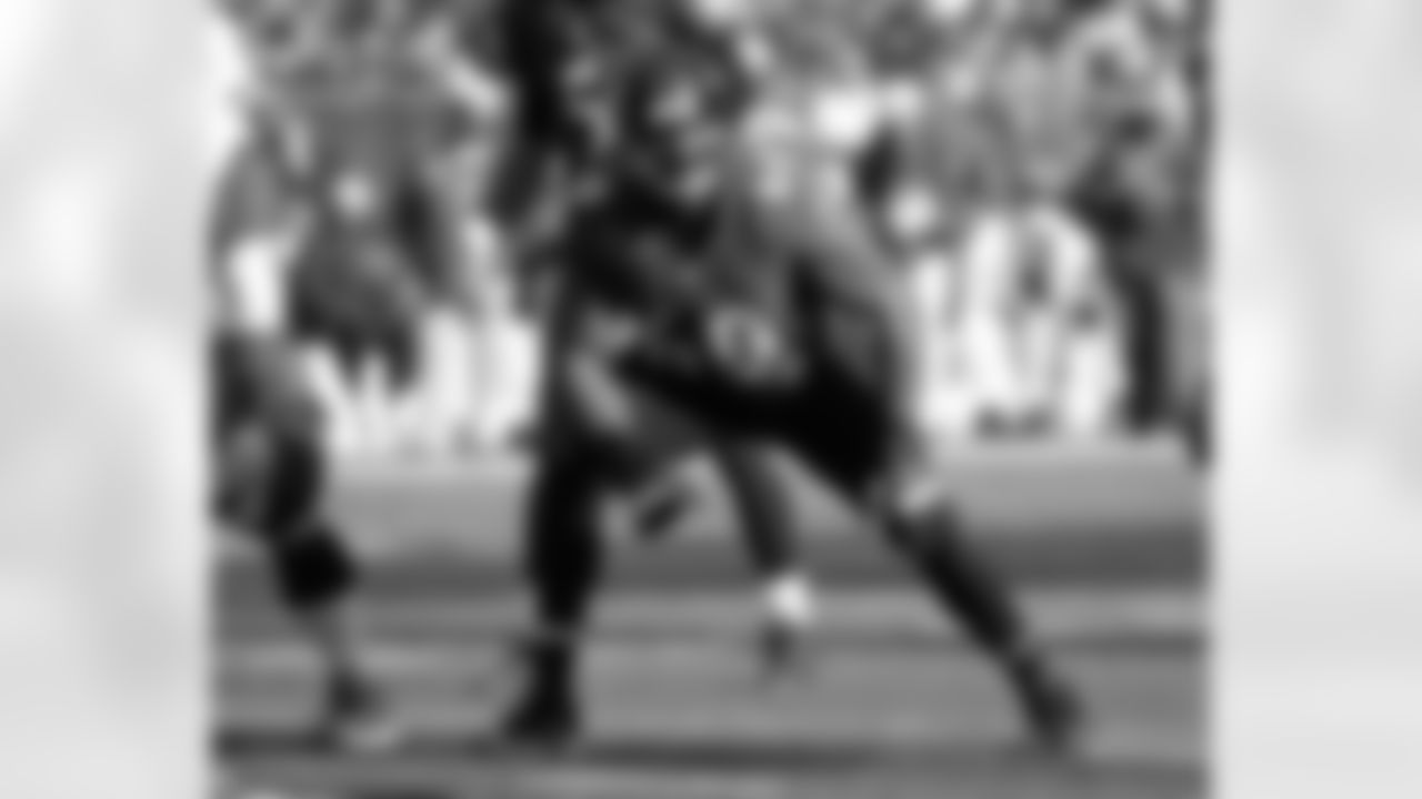 This may be the best one-on-one matchup on the field. Left tackle Eugene Monroe has come a long way since first joining the Ravens and has really solidified their offensive line. He'll have one of the toughest tests in the NFL this week with defensive end Jared Allen. Allen has just six sacks this season, a dip from his 12 last year and drop-off from the 22 he posted in 2011.