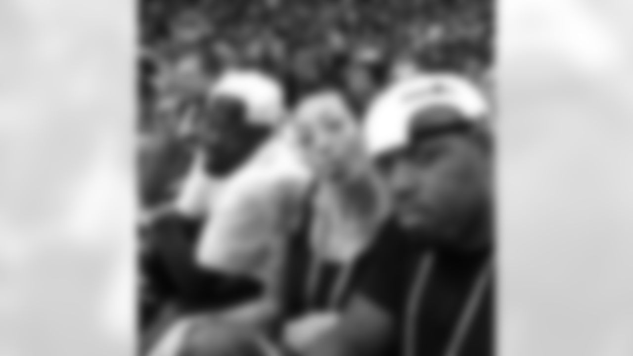 untouchablejay55 [Terrell Suggs]: Floor seats....HEAT-SUNS