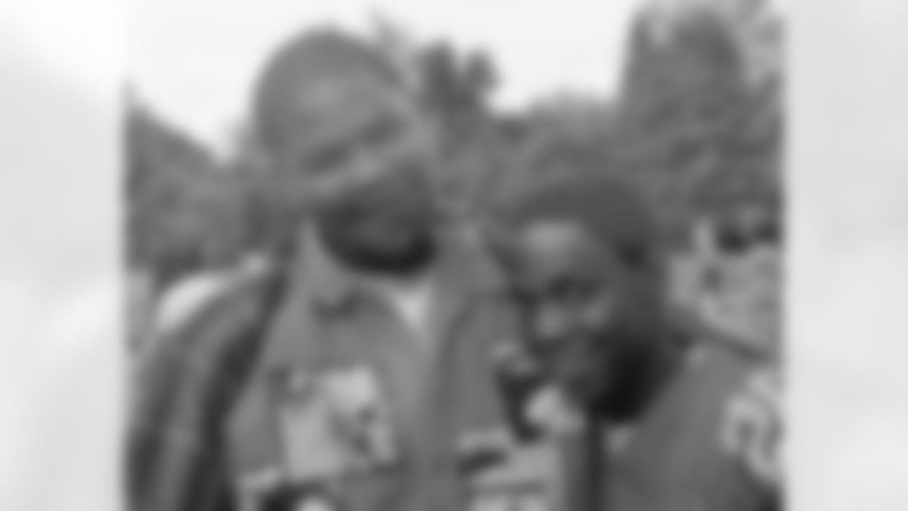 man_dammn9 [Matt Judon]: My old teacher sent me this. Don't act like y'all didn't glow up. My brother always by my side no matter what.