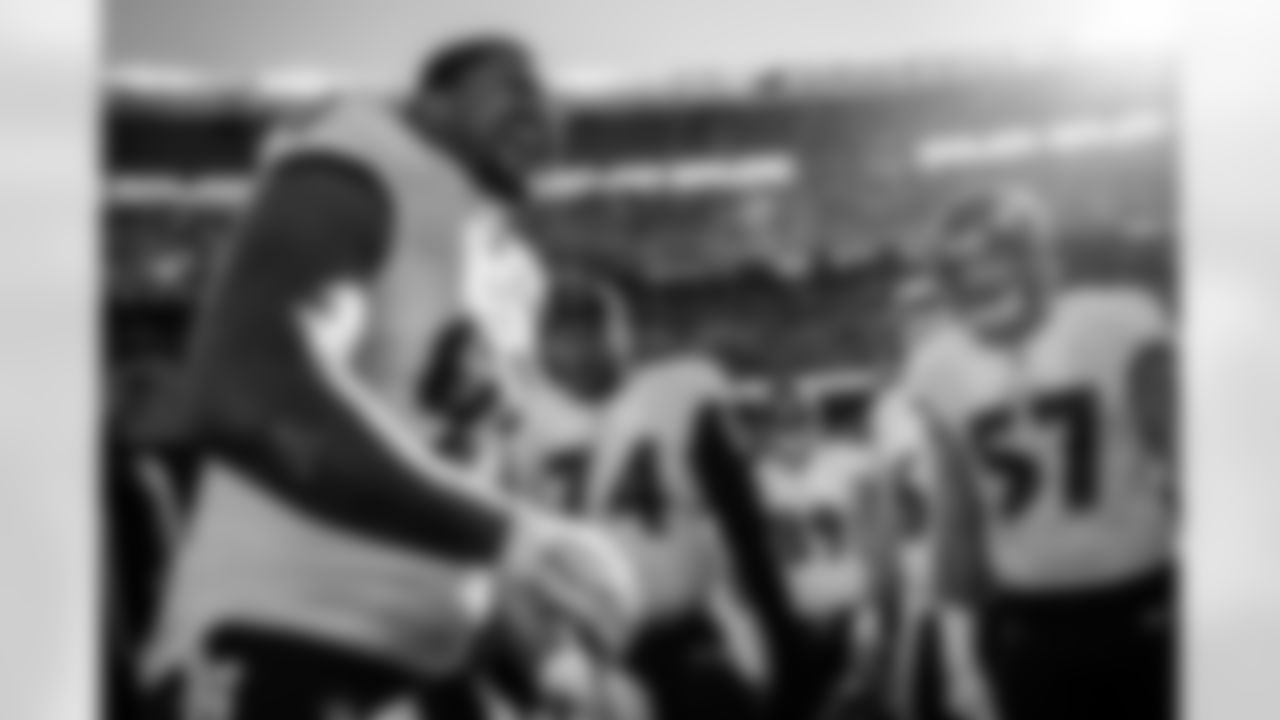 DE Calais Campbell
