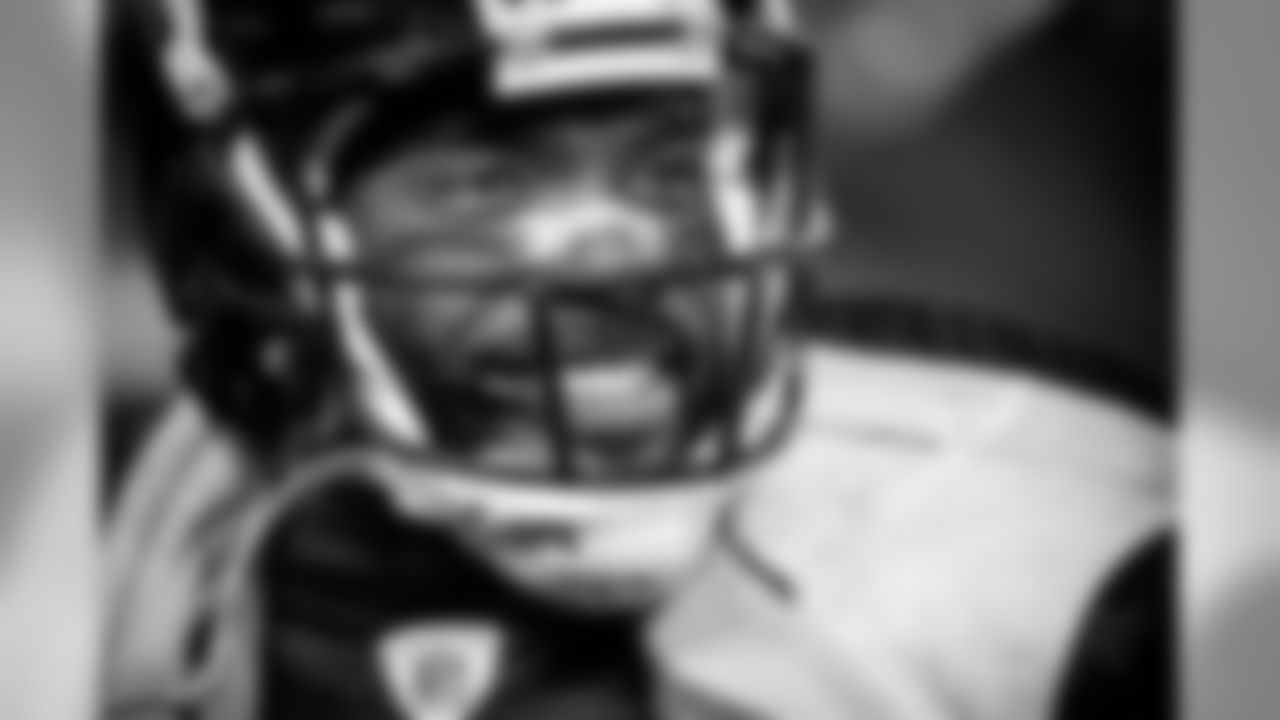 Images from the Ravens' 31-7 win over the visiting Chicago Bears in Week 15. The Ravens took an early lead in the snow-delayed game and never looked back as quarterback Joe Flacco threw four touchdowns and the defense didn't allow a Chicago score.