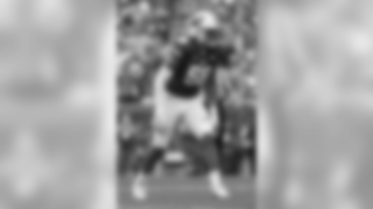 EDGE Zack Baun, Wisconsin
The Ravens are looking to bolster their pass rush and Baun had 12 ½ sacks last season. His ability to set the edge as a run defender is also something that Baltimore covets in outside linebackers.