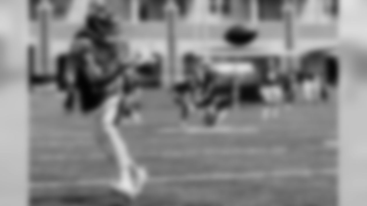 WR Chris Moore
