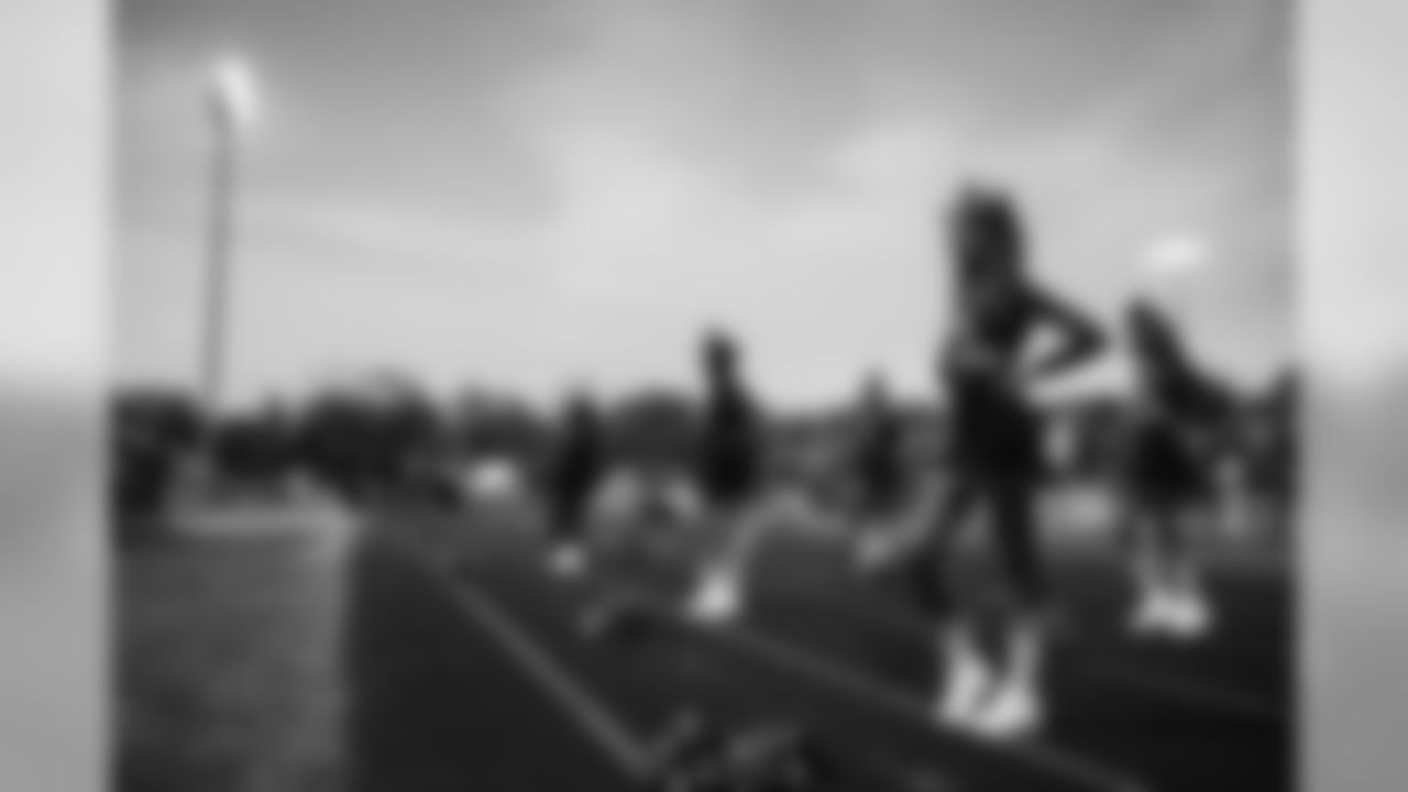 September 27, 2019
Ravens High School Football Showdown, Woodlawn Warriors vs. Towson Generals at Woodlawn High School in Gwyn Oak, MD. Ravens running back, Mark Ingram, spoke to the players before the game and gave the school a check, from the Ravens, to the Woodlawn High School athletic program.