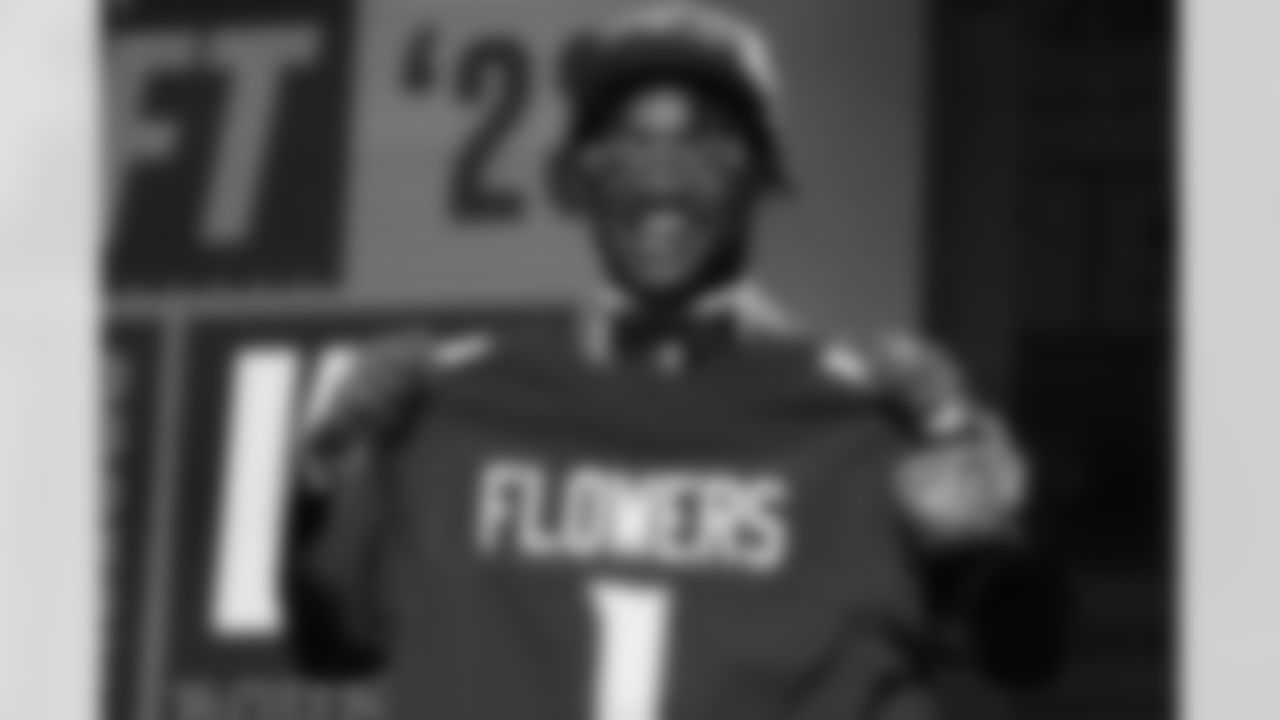 Boston College wide receiver Zay Flowers holds up a jersey after being chosen by the Baltimore Ravens with the 22nd overall pick during the first round of the NFL football draft, Thursday, April 27, 2023, in Kansas City, Mo. (AP Photo/Jeff Roberson)