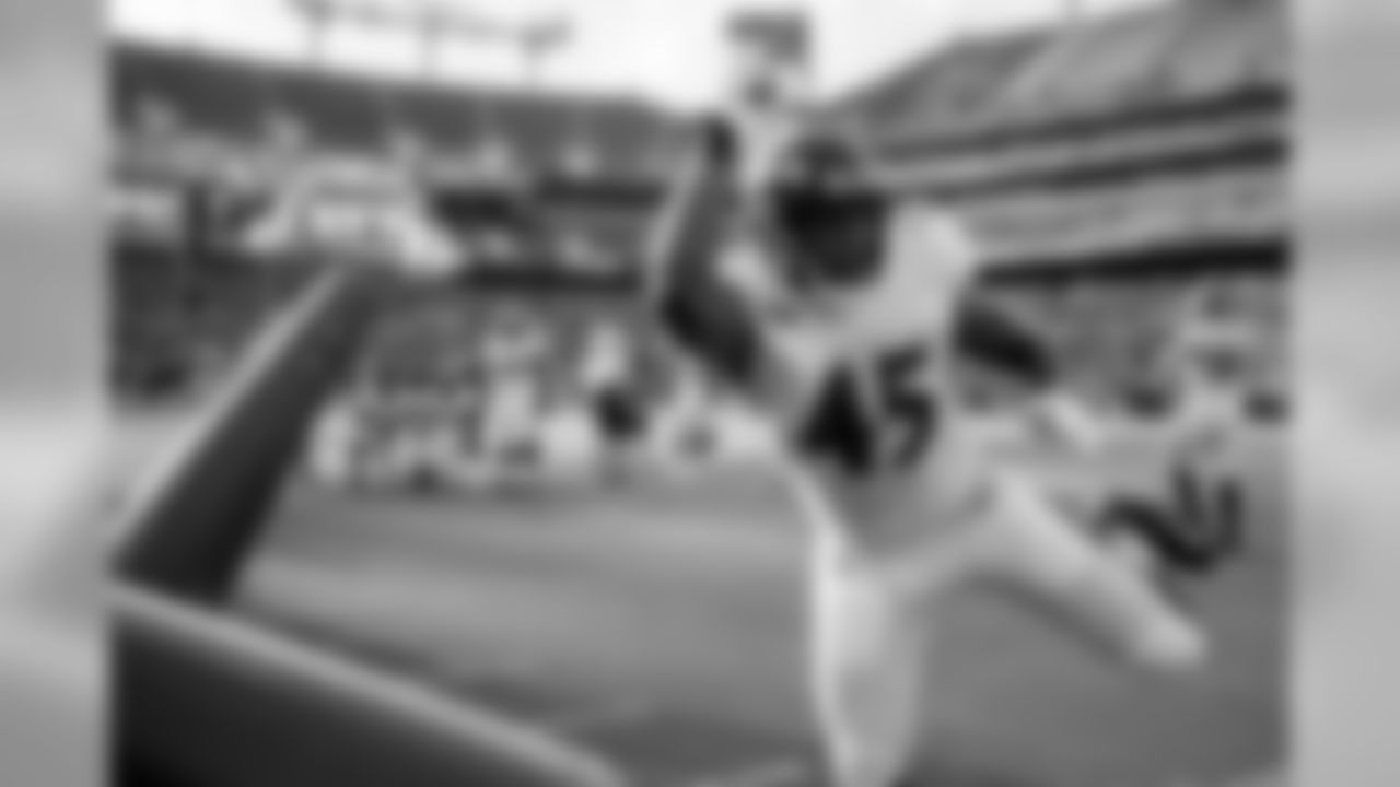 OLB Jaylon Ferguson