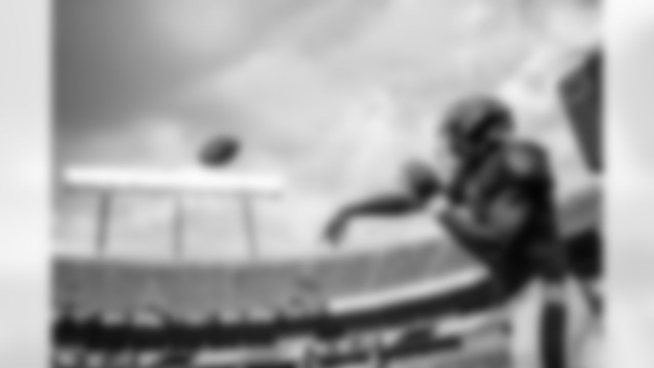 QB Tyler Huntley