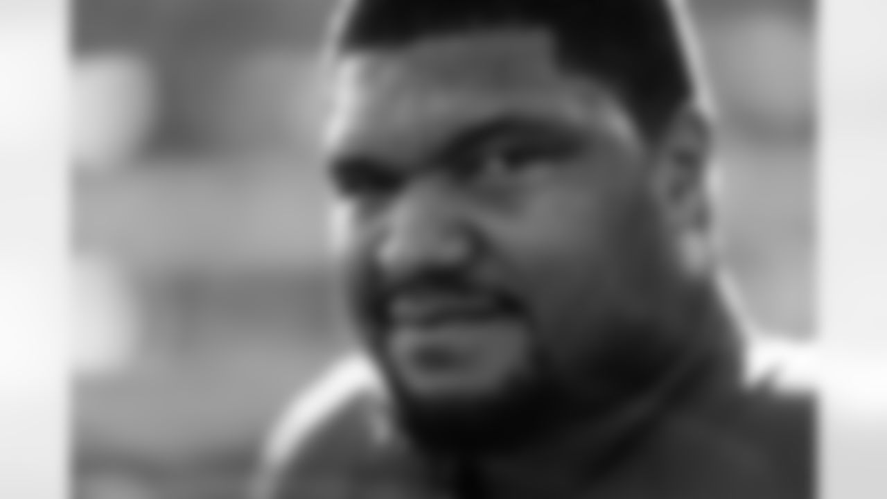 DE Calais Campbell