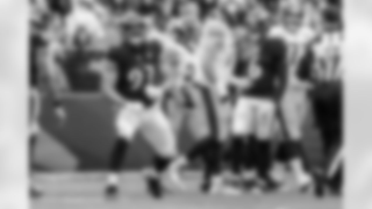 DE Calais Campbell