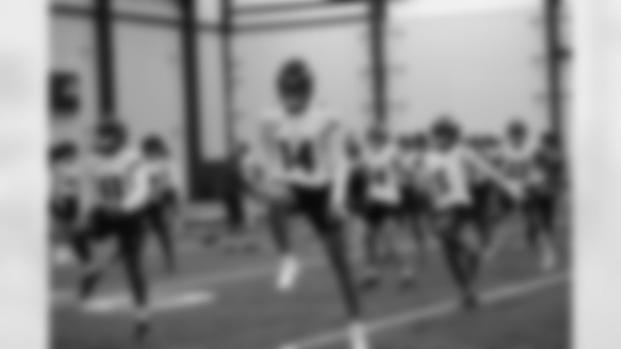 The Ravens rookies take the practice field during the 2022 Rookie Mini Camp.