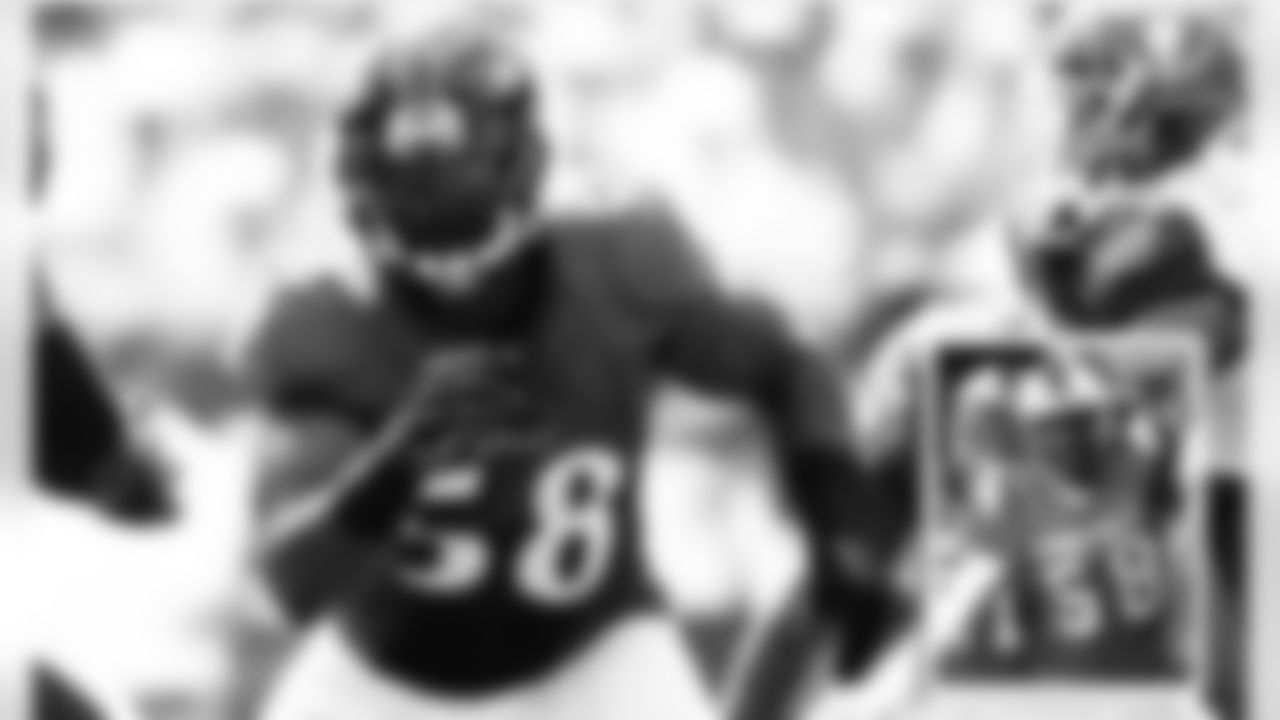 elvis.dumervil [Elvis Dumervil]: GAMEDAY X2! Let's finish the preseason strong @ravens and start the @uoflfootball season off right tonight! #RavensFlock #GoCards