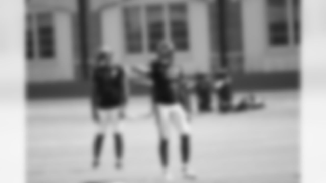 QB Lamar Jackson & QB Tyler Huntley