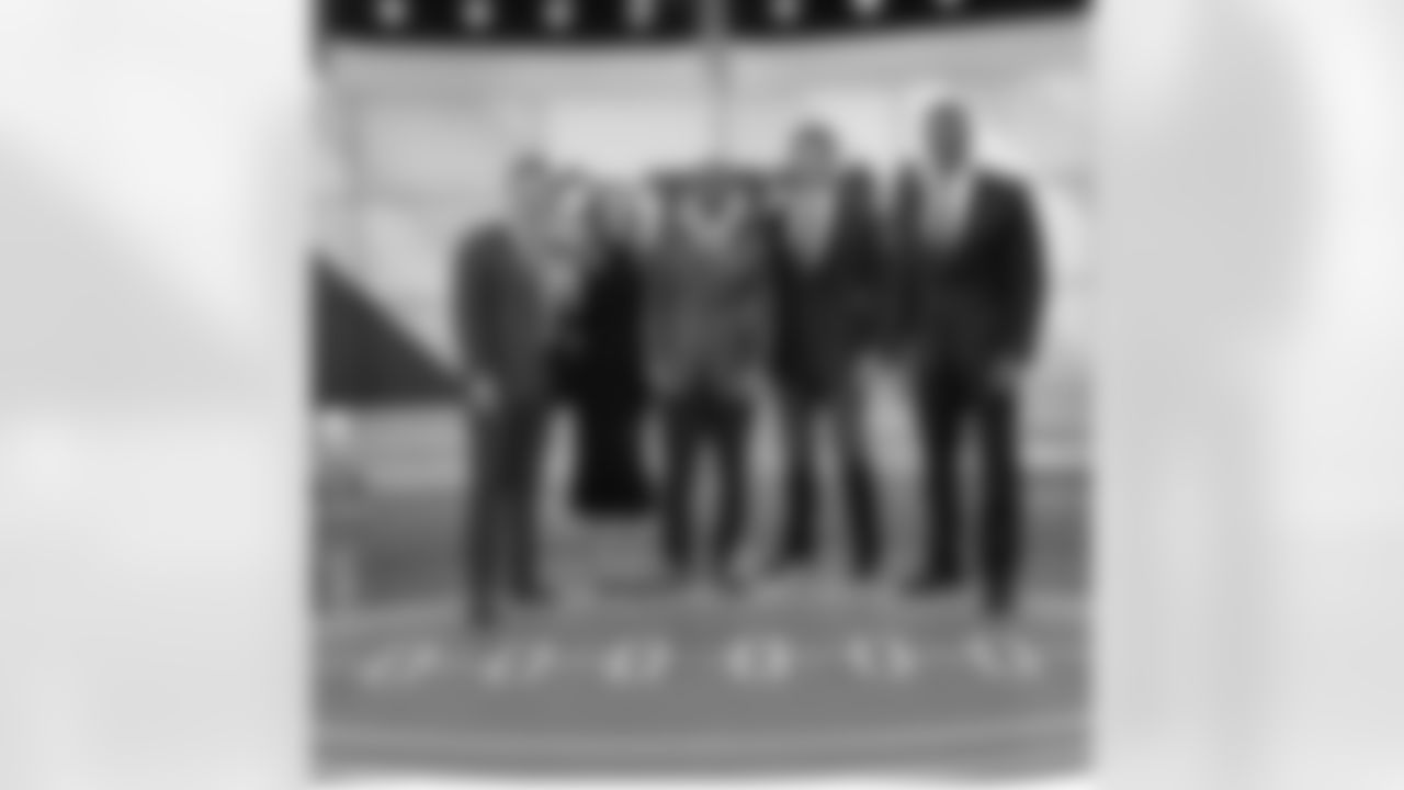 tonyjefferson1 [Tony Jefferson] Had a great time on @nflnetwork today! What a great opportunity to talk football. Can't wait for the games on Sunday.