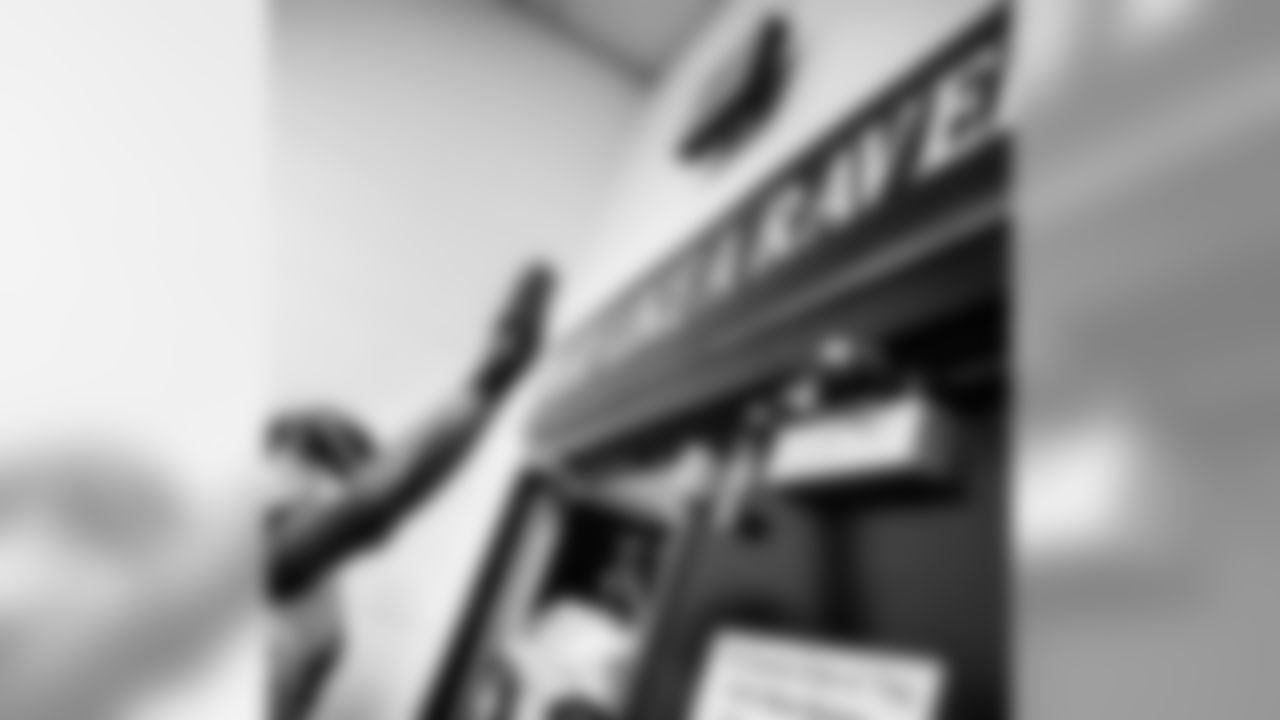 ravens[Baltimore Ravens]: #PlayLikeARaven