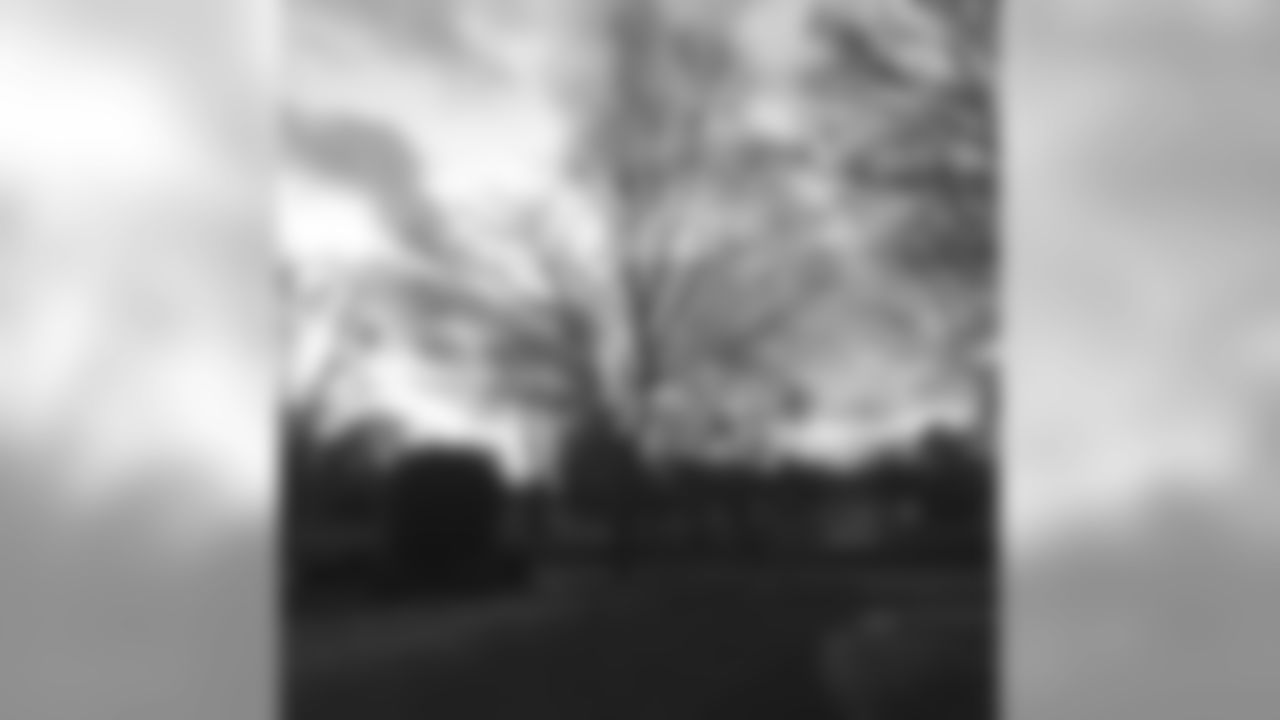 mskura62 [Matt Skura] Rarely you get days of 75+ degree weather with no humidity, so you might as well take advantage! #NoSweating