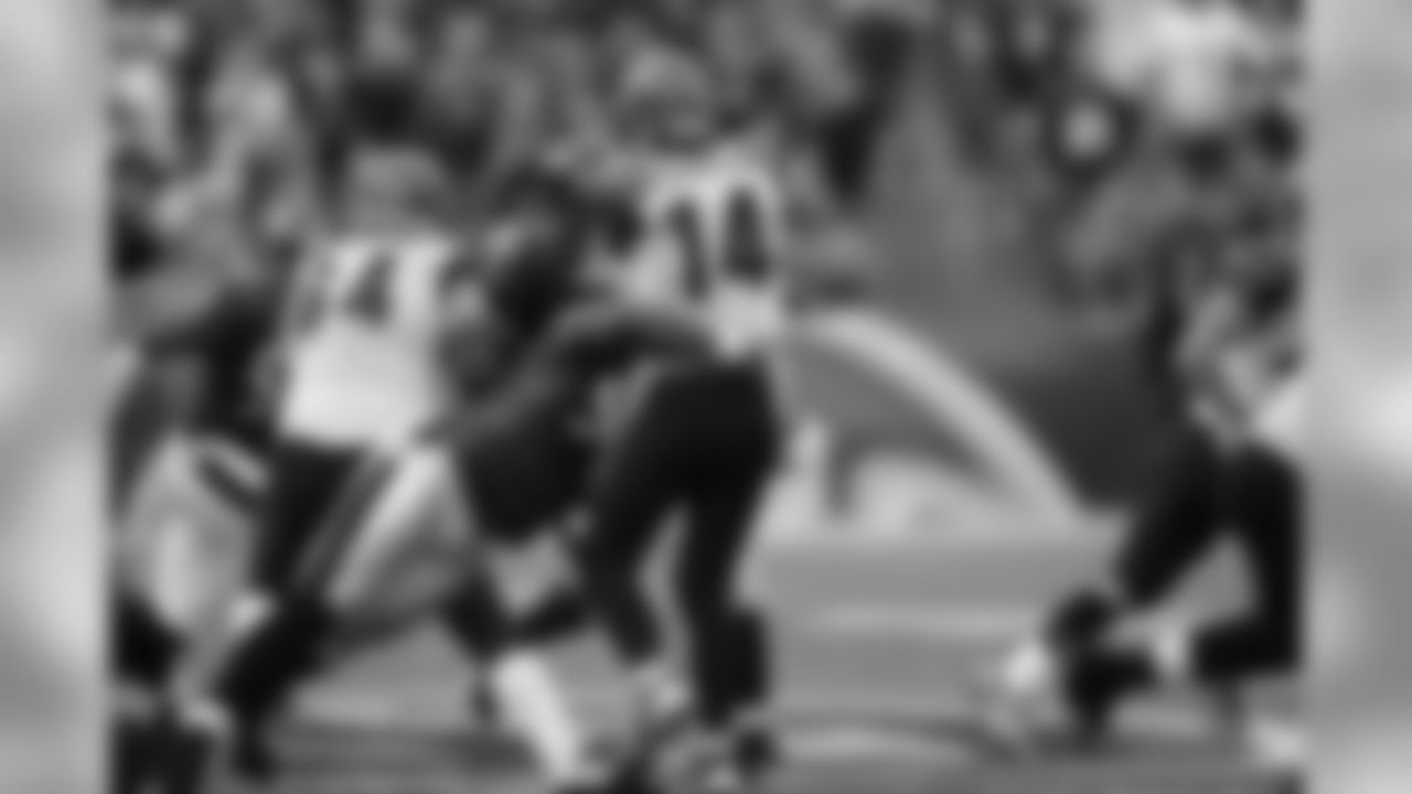 Some of the best shots from the Ravens-Bengals game on Sunday, Nov. 20th at M&T Bank Stadium.