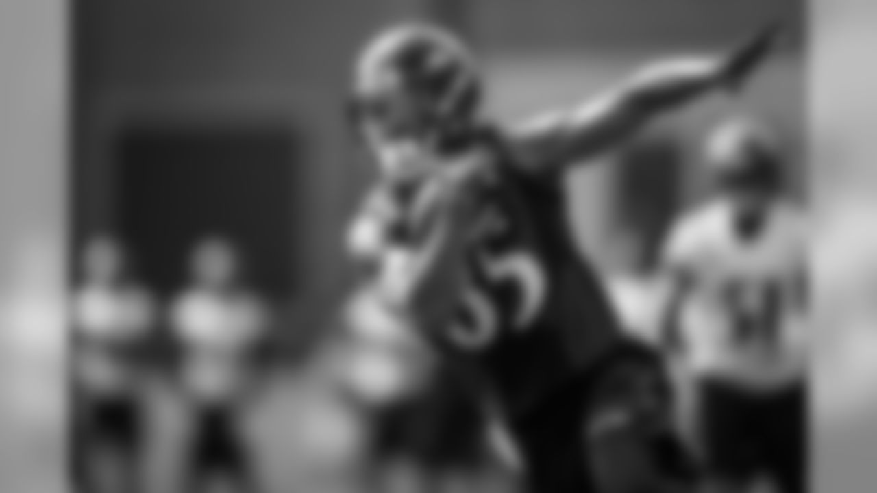 WR Kenny Bell