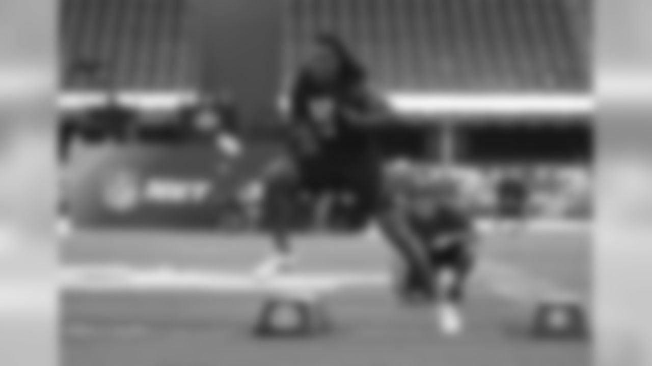 Edmunds showed that he's an athletic freak. At 19 years old and 253 pounds, he ran the 40-yard dash in 4.54 seconds. The Baltimore native also flashed excellent movement skills that should enable him to rush the passer and drop in coverage. He's now seen as a top-15 pick.