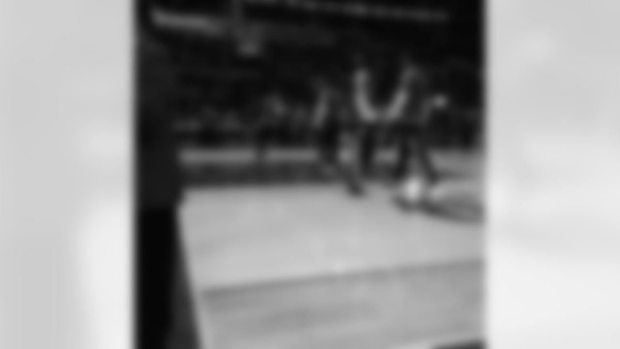 torreysmithwr [Torrey Smith]: Clippers game with my bro @michaeloher [Michael Oher]