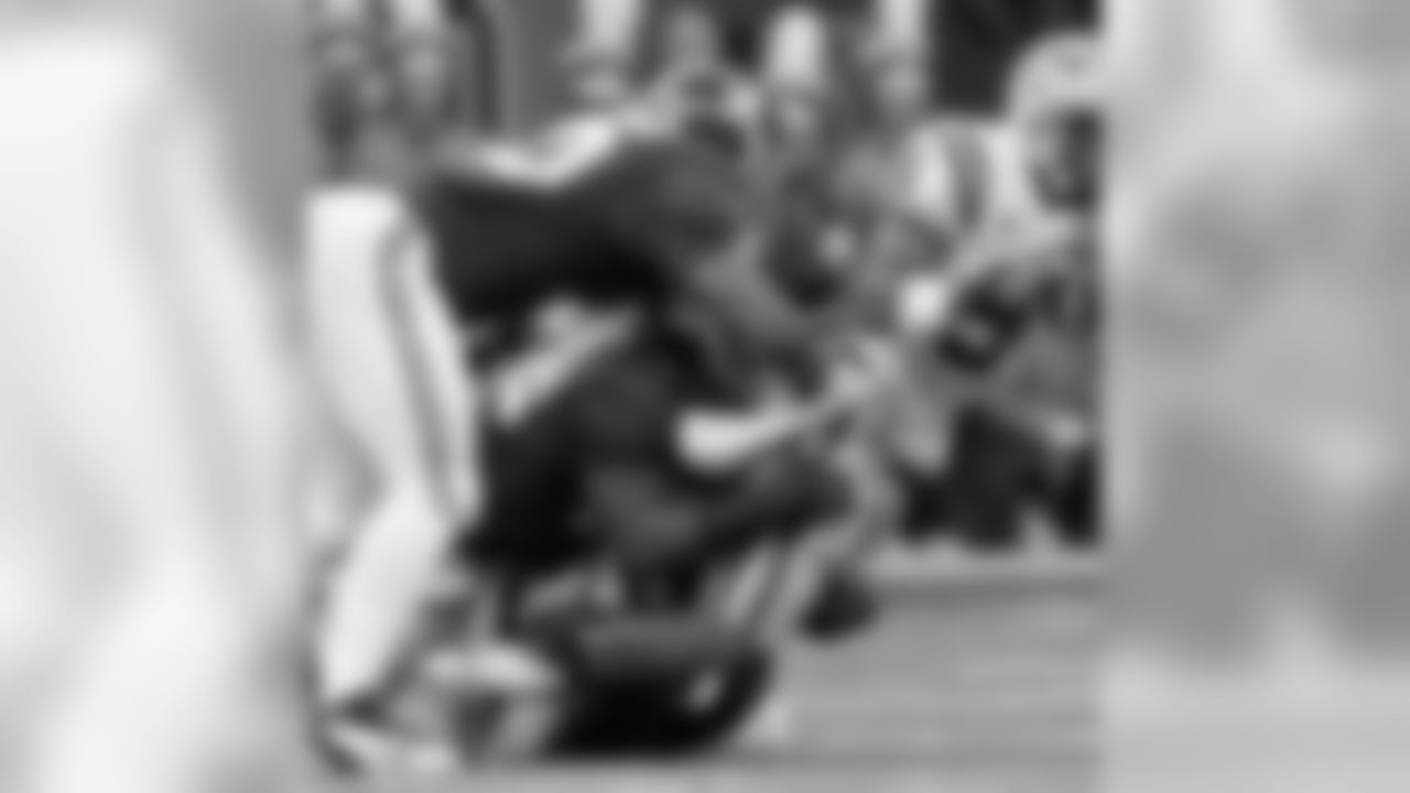 334upshaw41 [Courtney Upshaw]