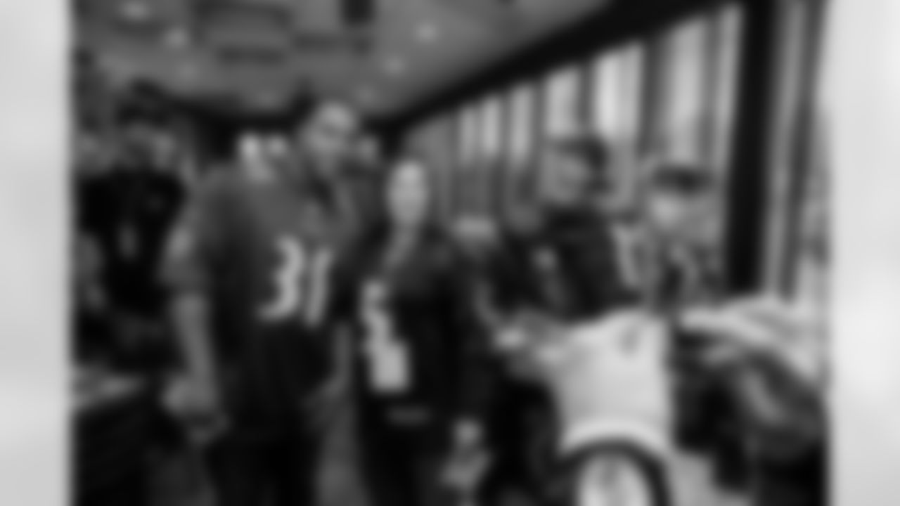 jzutt53 [Jeremy Zuttah]: What a weekend! Thanks to everyone that was able to be part of such an special night. Thanks @union3events for their incredible work in turning a gym into a wedding venue! @heeeran #jerlovesher #clubzuttah