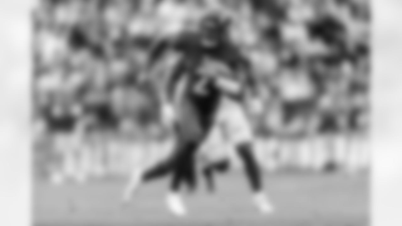 QB Tyler Huntley