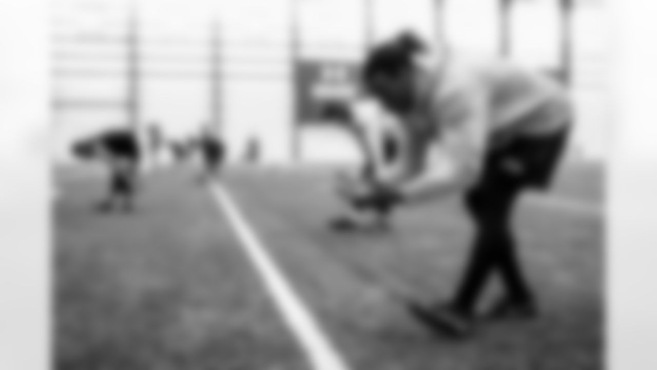 CB Brandon Carr