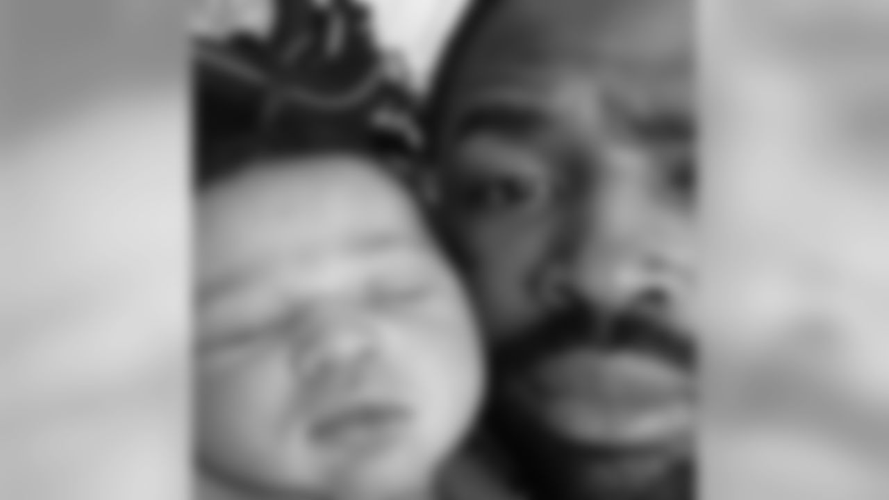 torreysmithwr [Torrey Smith]: My genes are beating up on @libraladii haha