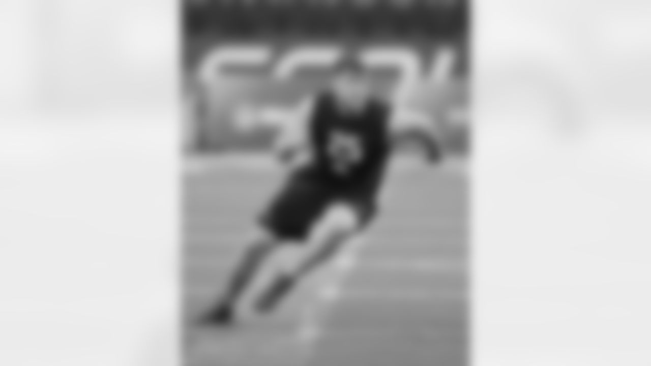 The offensive tackle rankings are fluid and Miller may have moved into the top three. Miller set the offensive lineman broad jump record with a leap of 10 feet, 1 inch. That's a lot of explosiveness in his hips for a 6-foot-9, 309-pound prospect.