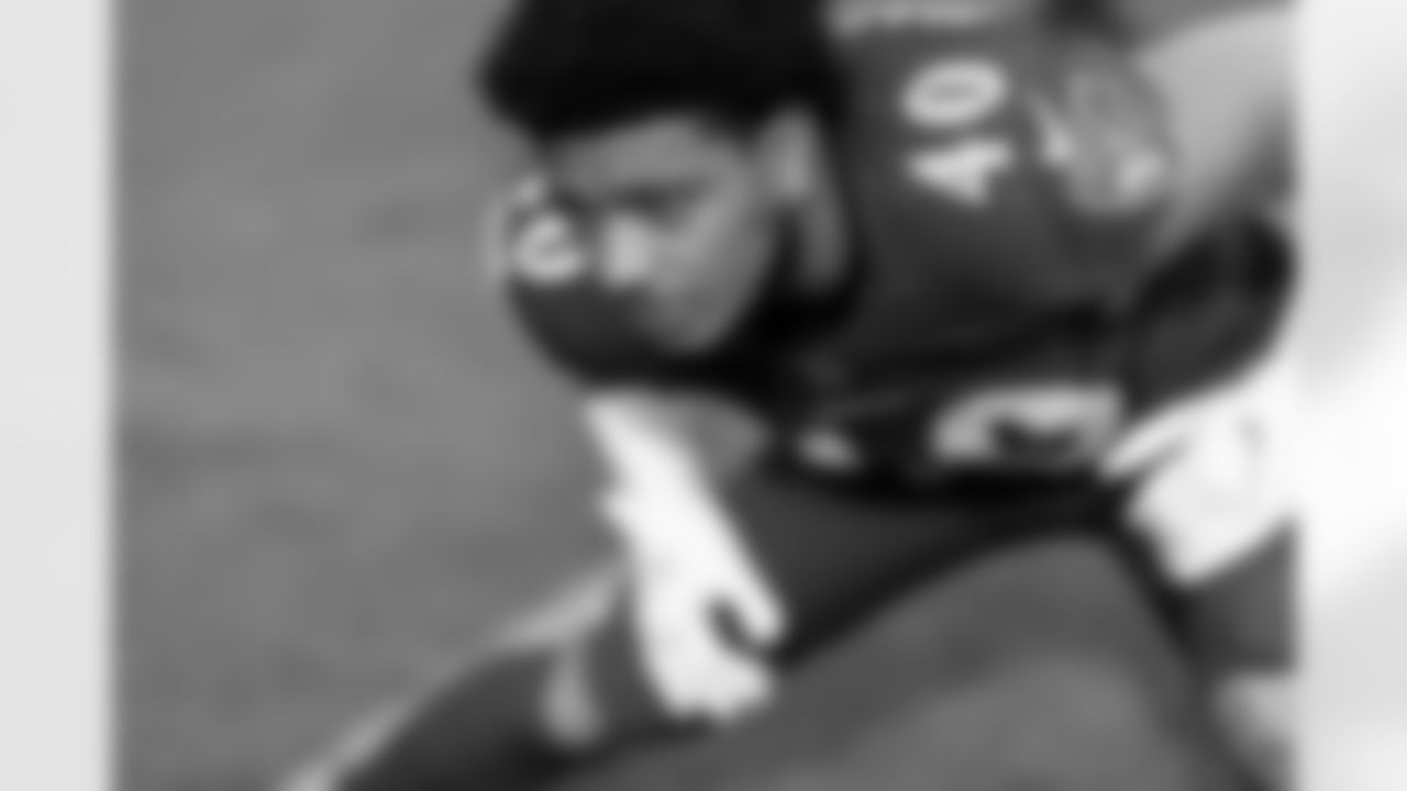 LB Malik Harrison